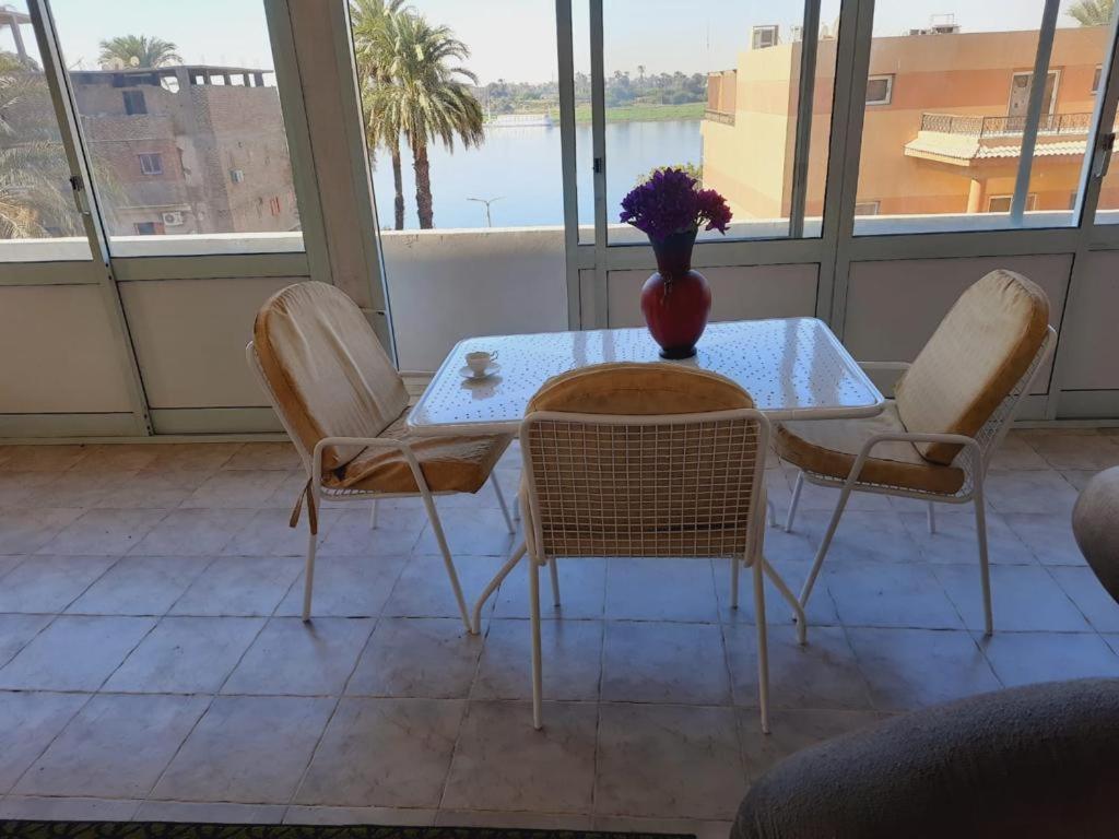 East Luxor Apartments With Nile Views Jazirat al Awwamiyah Eksteriør bilde
